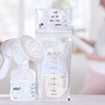 Découvrez les sachets de conservation Philips Avent 180 ml, pré-stérilisés et sans BPA. Fermeture anti-fuite, compatibles réfrigérateur/congélateur. Livraison rapide sur bebemaman.ma !