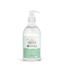 Le Liquide Vaisselle Bébé Centifolia 500ml nettoie sans agresser les peaux sensibles. Découvrez la douceur des ingrédients d'origine naturelle 🌱