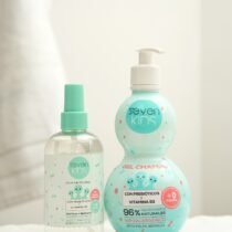 Offrez une protection idéale avec Seven Kids Eau de Cologne aux Prébiotiques et Vitamines B3. Hypoallergénique et sans alcool, elle chouchoute la peau de votre enfant ! 🌼